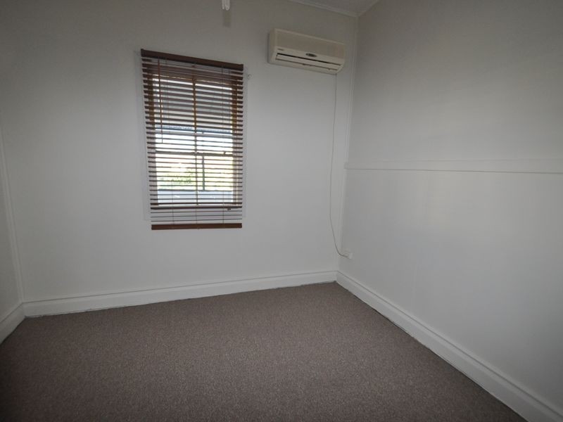 45 Benalla Street, Manly QLD 4179