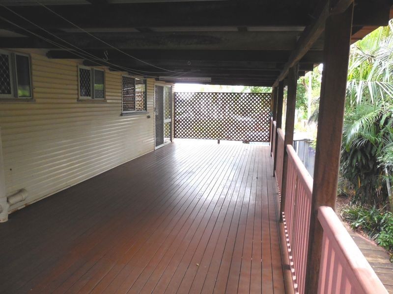 7 Woolford Place, Manly West QLD 4179