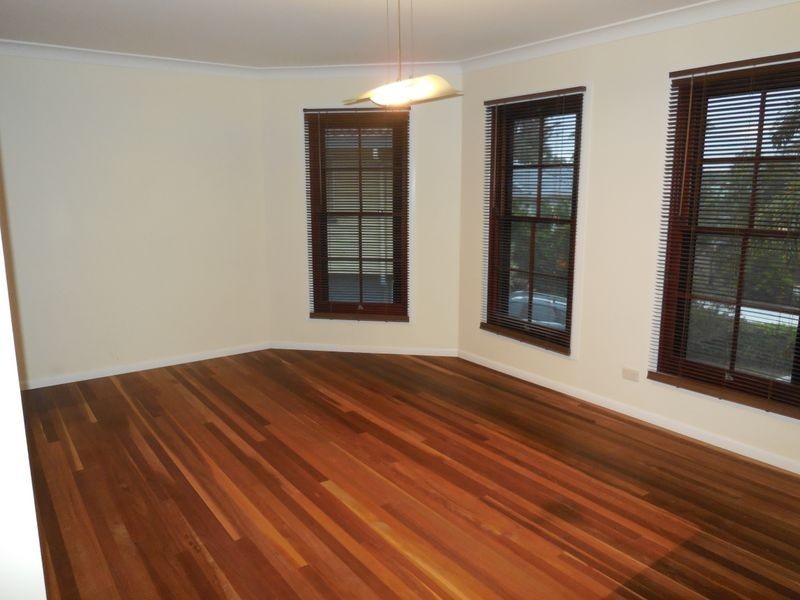 7 Woolford Place, Manly West QLD 4179