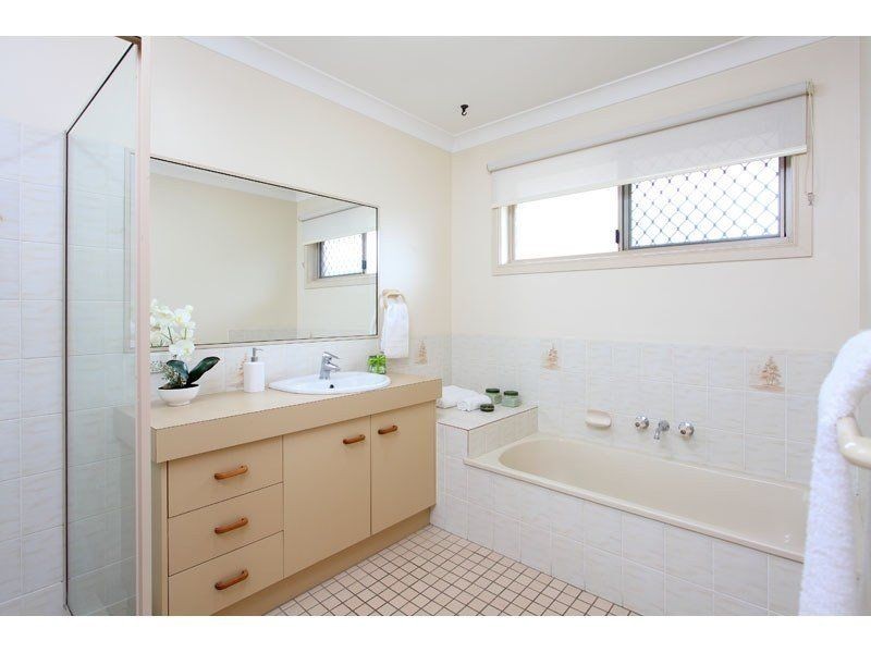 Wynnum West QLD 4178