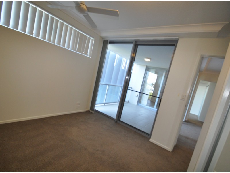 2/65 Ronald Street, Wynnum QLD 4178