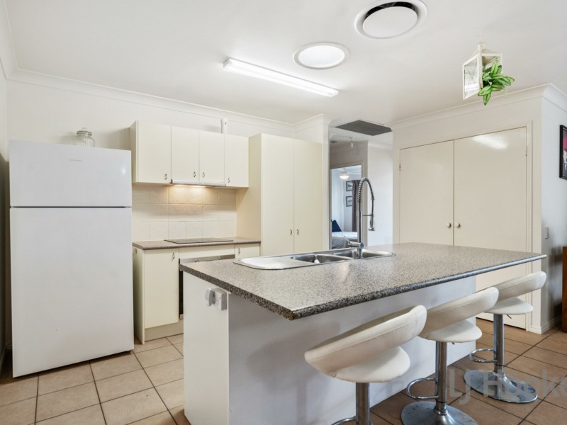 7 Virginia Place, Wynnum West QLD 4178