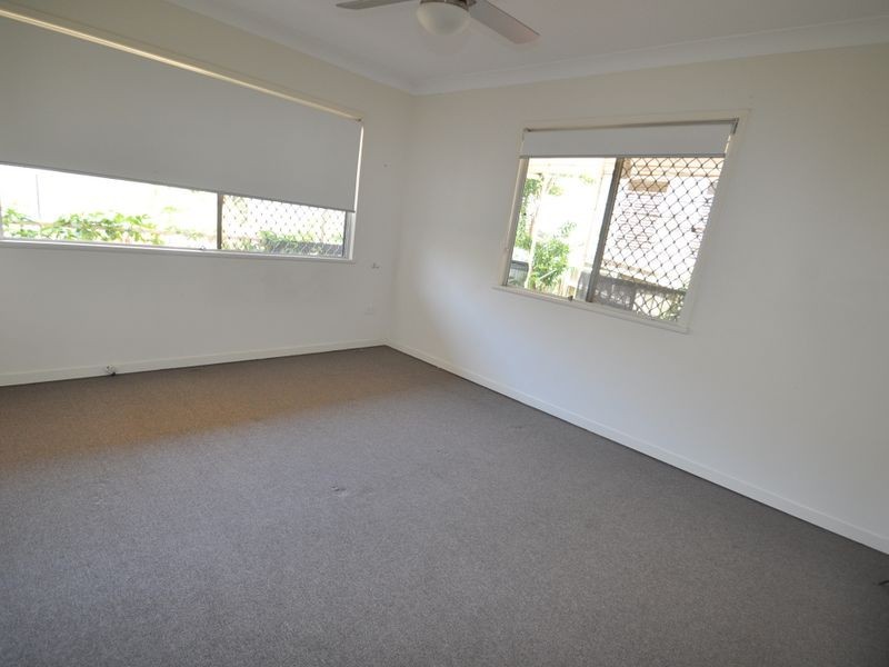 187 McIlwratih Ave, Norman Park QLD 4170
