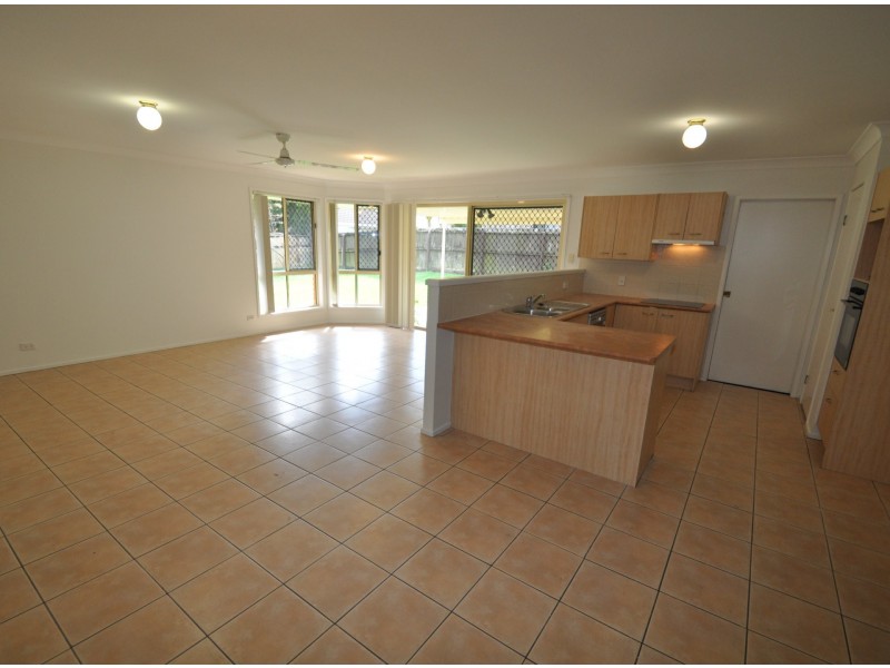 51 Manietta Street, Wynnum West QLD 4178