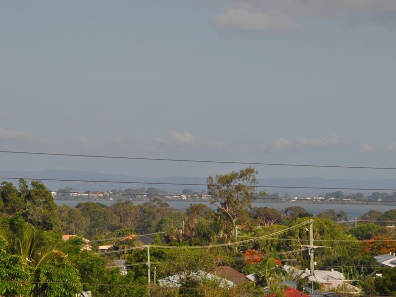 177 Raeburn St, Manly West QLD 4179