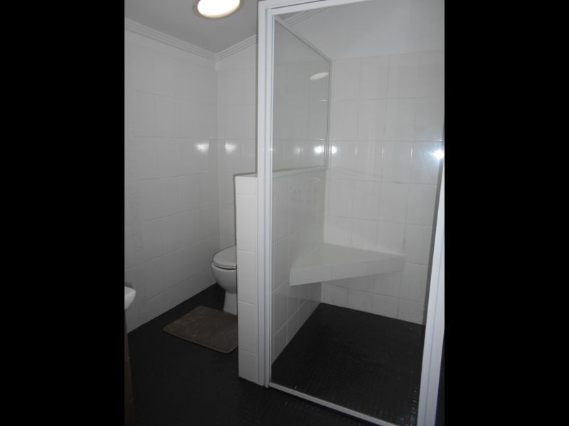 72 Akonna Street, Wynnum QLD 4178