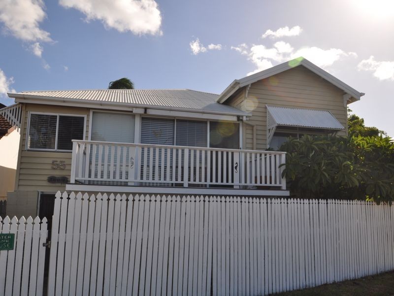 55 Waterloo Esplanade, Wynnum QLD 4178