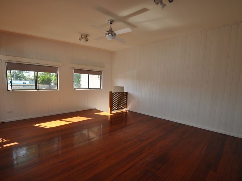 55 Waterloo Esplanade, Wynnum QLD 4178