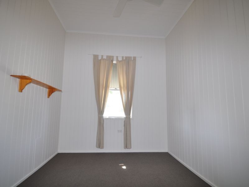 55 Waterloo Esplanade, Wynnum QLD 4178