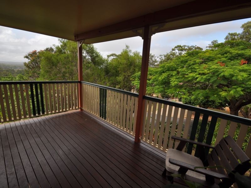 6 Yaringa St, Manly West QLD 4179