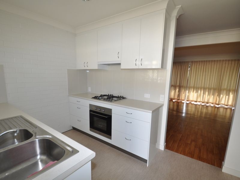 3/10 Preston Road, Manly QLD 4179