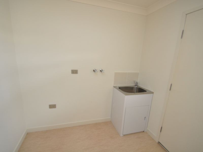 3/10 Preston Road, Manly QLD 4179