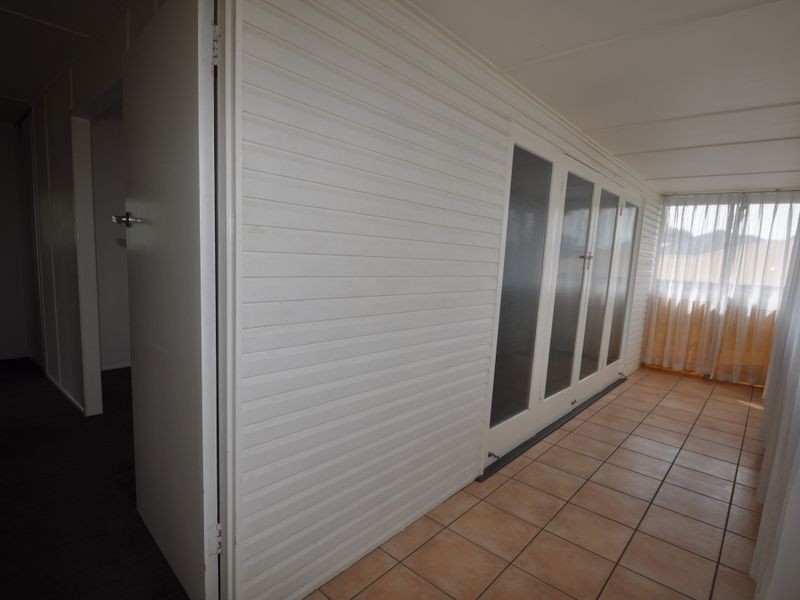 111 Worthing Street, Wynnum QLD 4178