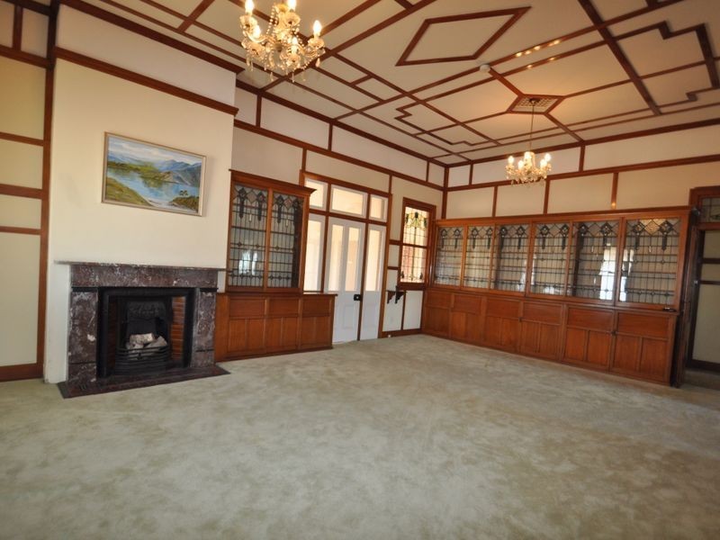 10 Preston Road, Manly QLD 4179