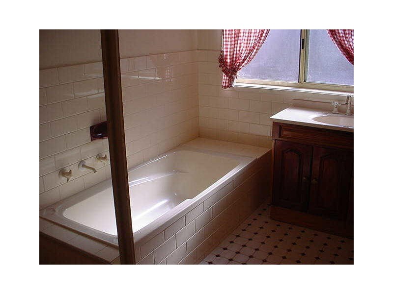 7 Beasley Ave, Willaston SA 5118