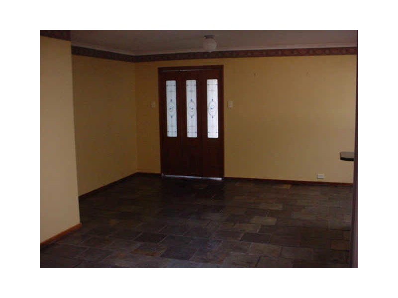 7 Beasley Ave, Willaston SA 5118