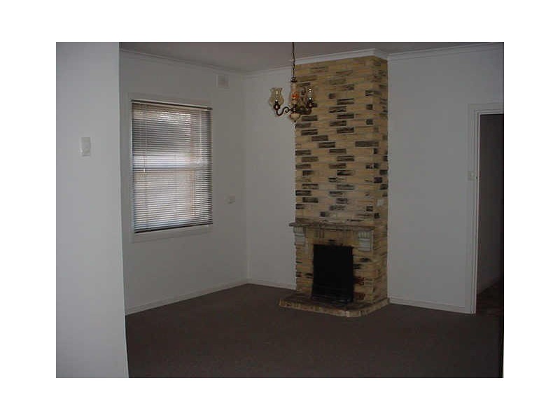 7 Richards Ave, Gawler West SA 5118