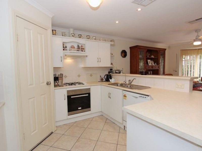 9 Toner Crescent, Evanston Park SA 5116