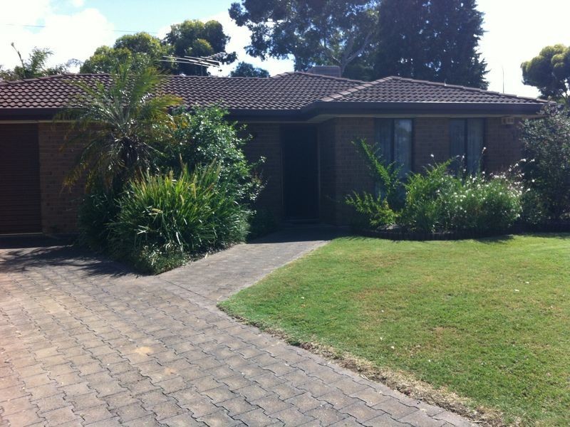 21 Carabeen Crescent, Andrews Farm SA 5114