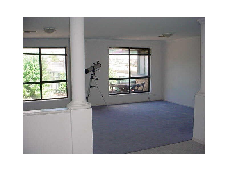 33 Burke Parade, Hewett SA 5118