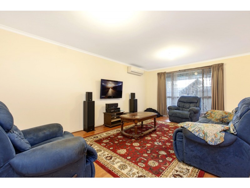 10 Tasos Drive, Munno Para West SA 5115
