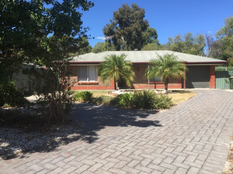 13 Mitchell Court, Williamstown SA 5351