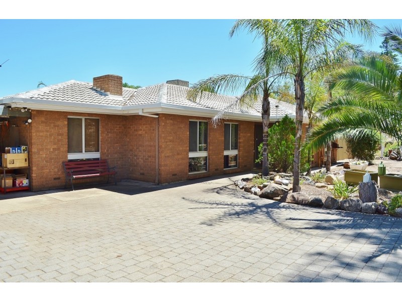 9 Burrows Street, Willaston SA 5118