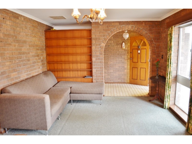 9 Burrows Street, Willaston SA 5118