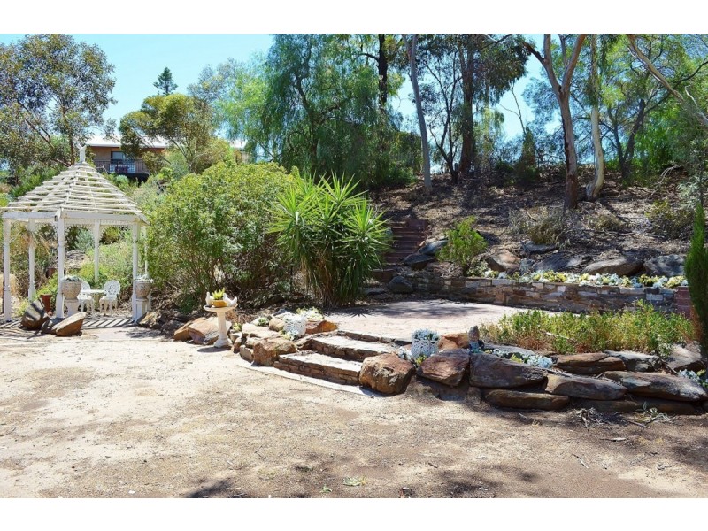 9 Burrows Street, Willaston SA 5118