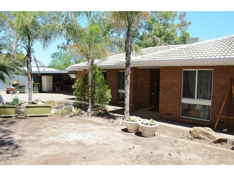 9 Burrows Street, Willaston SA 5118