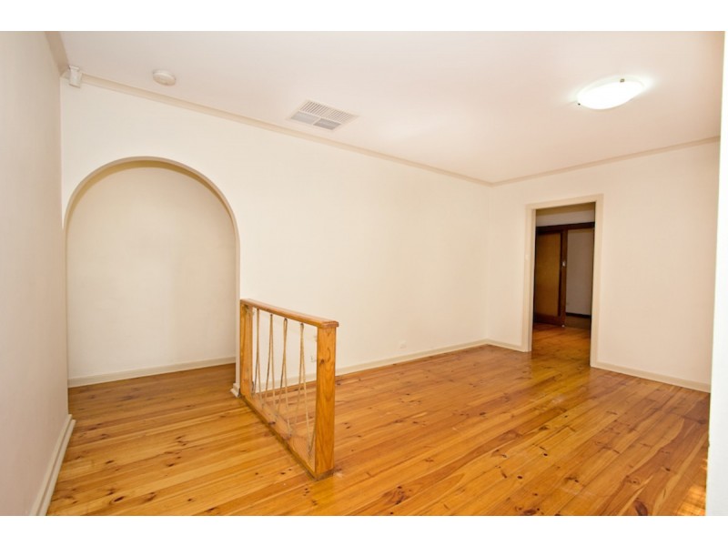 6 Heather Drive, Ridgehaven SA 5097