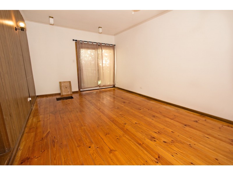 6 Heather Drive, Ridgehaven SA 5097