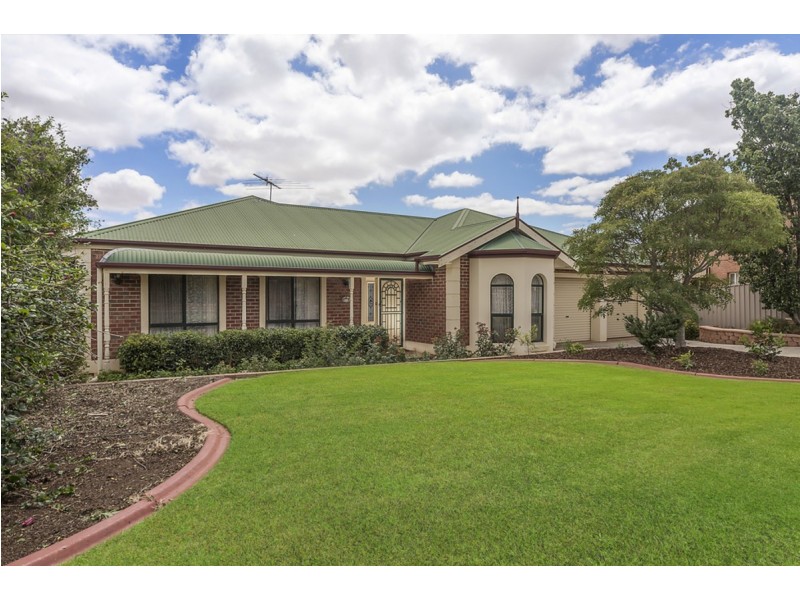 5 Thiele Crescent, Evanston Park SA 5116
