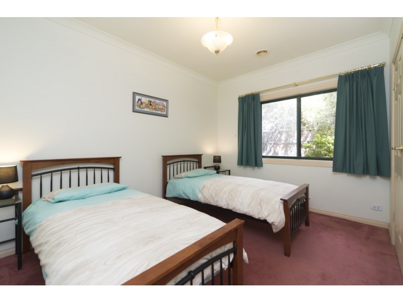 5 Thiele Crescent, Evanston Park SA 5116