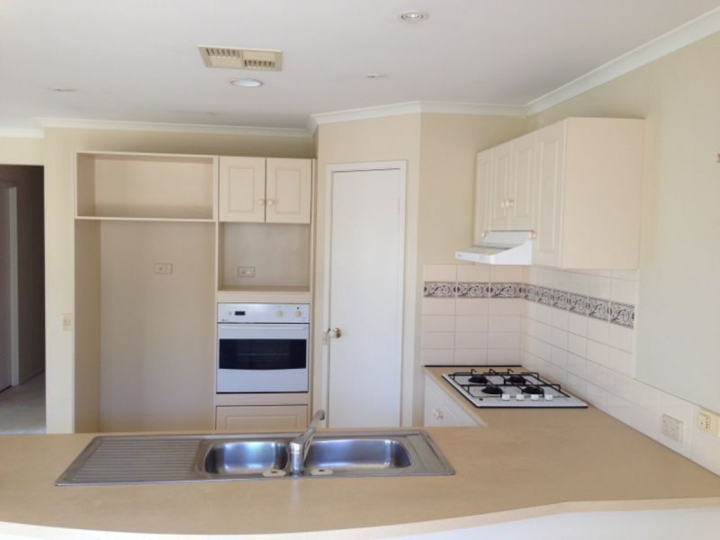 5 Greening Drive, Evanston Park SA 5116