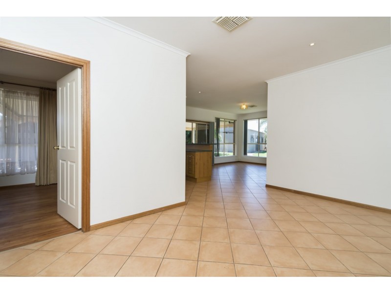 10 Andrews Court, Bibaringa SA 5118