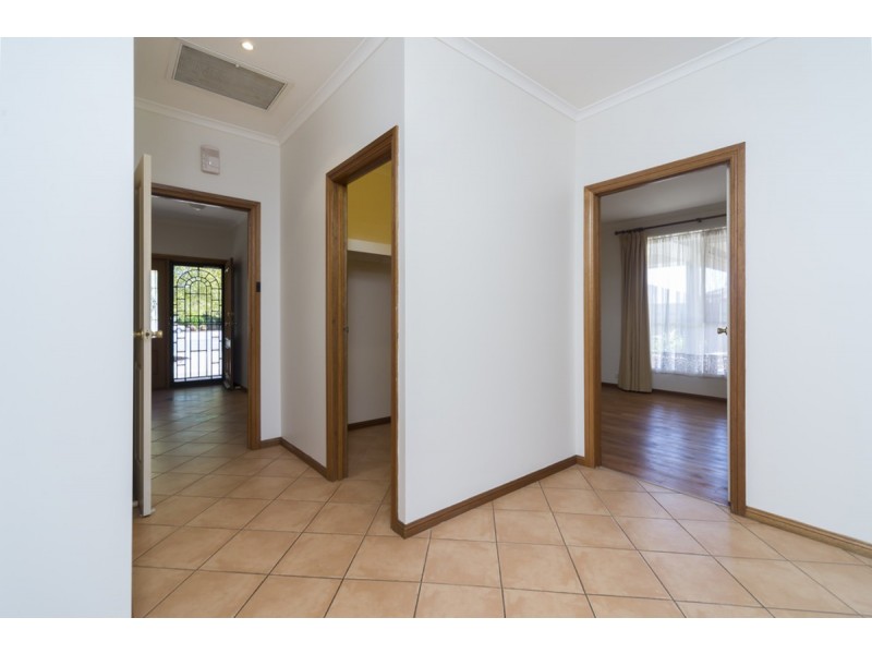 10 Andrews Court, Bibaringa SA 5118