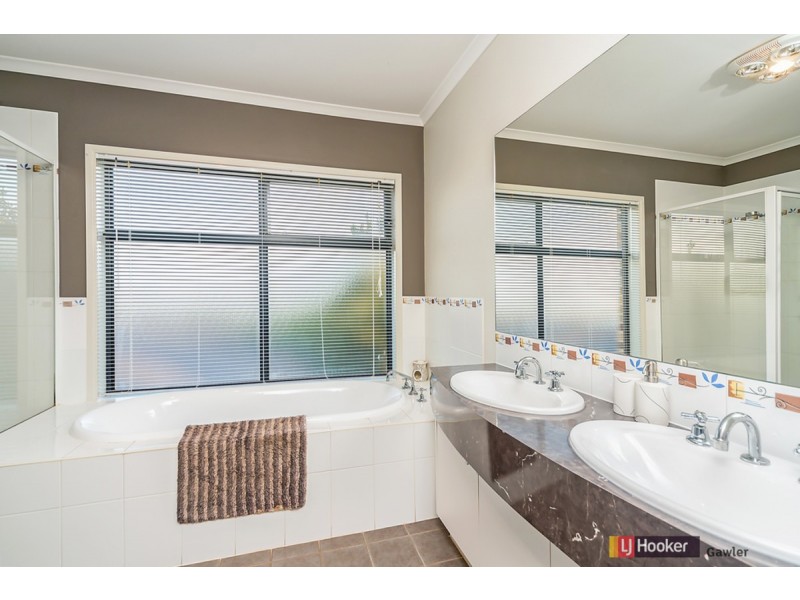 11 Eagle Court, Hewett SA 5118