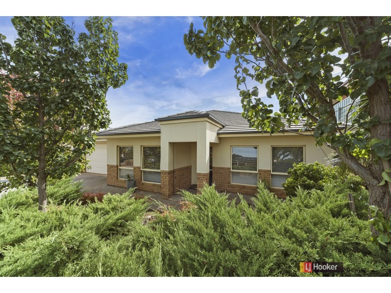 11 Selway Place, Evanston Park SA 5116