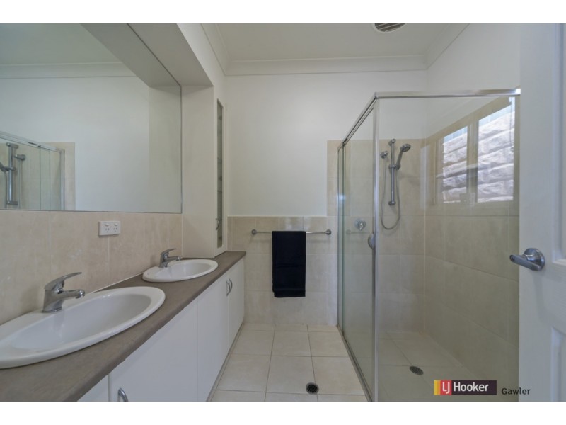 11 Selway Place, Evanston Park SA 5116