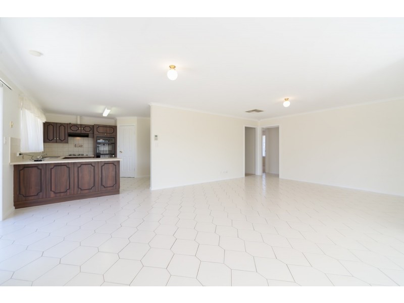 21 Edmonds Road, Angle Vale SA 5117