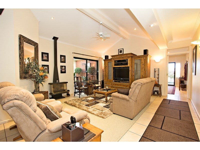 25 Whinnen Street, Evanston Park SA 5116