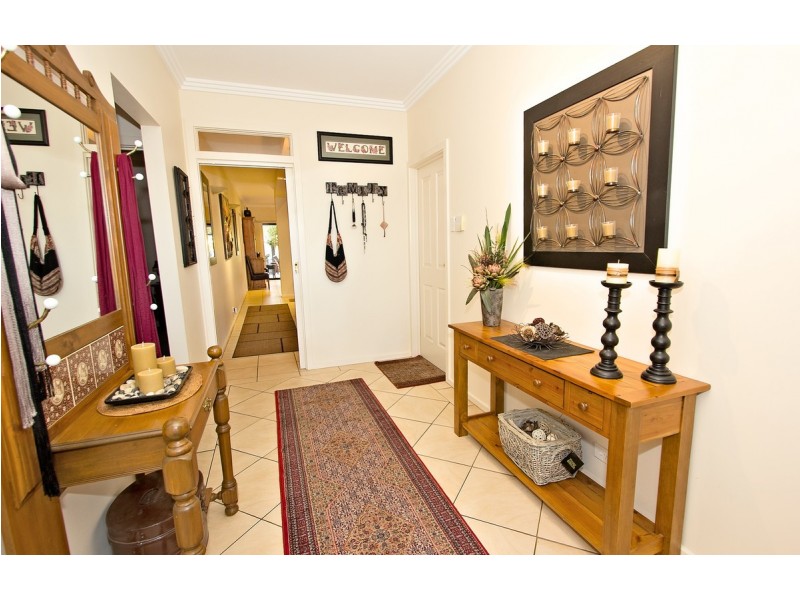 25 Whinnen Street, Evanston Park SA 5116