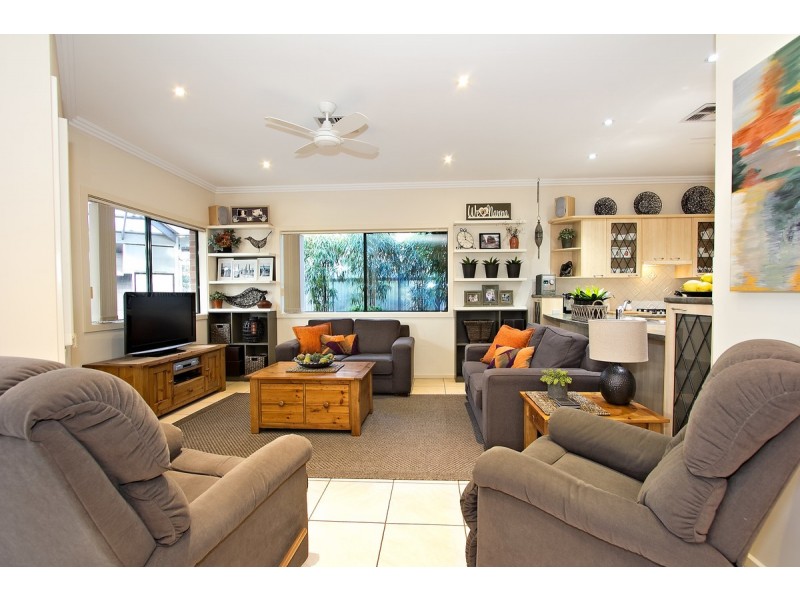 25 Whinnen Street, Evanston Park SA 5116