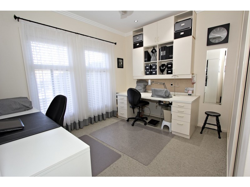 25 Whinnen Street, Evanston Park SA 5116