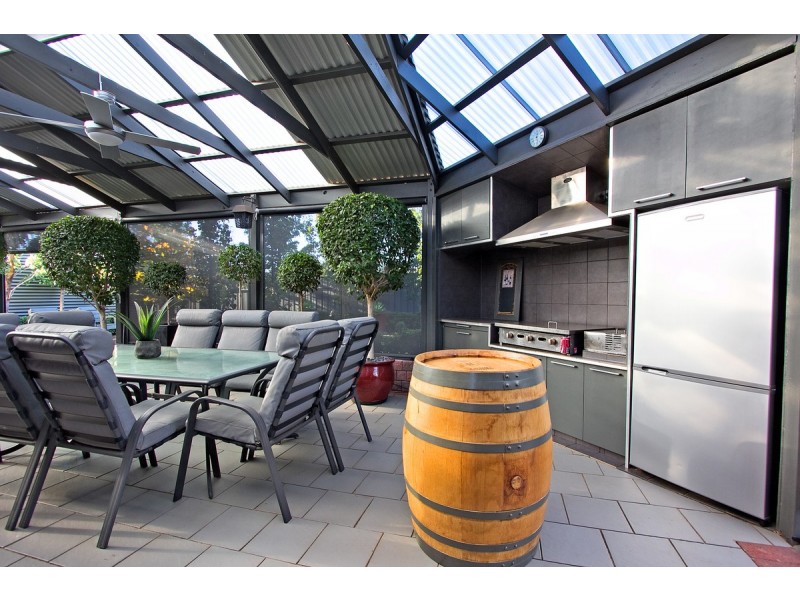 25 Whinnen Street, Evanston Park SA 5116