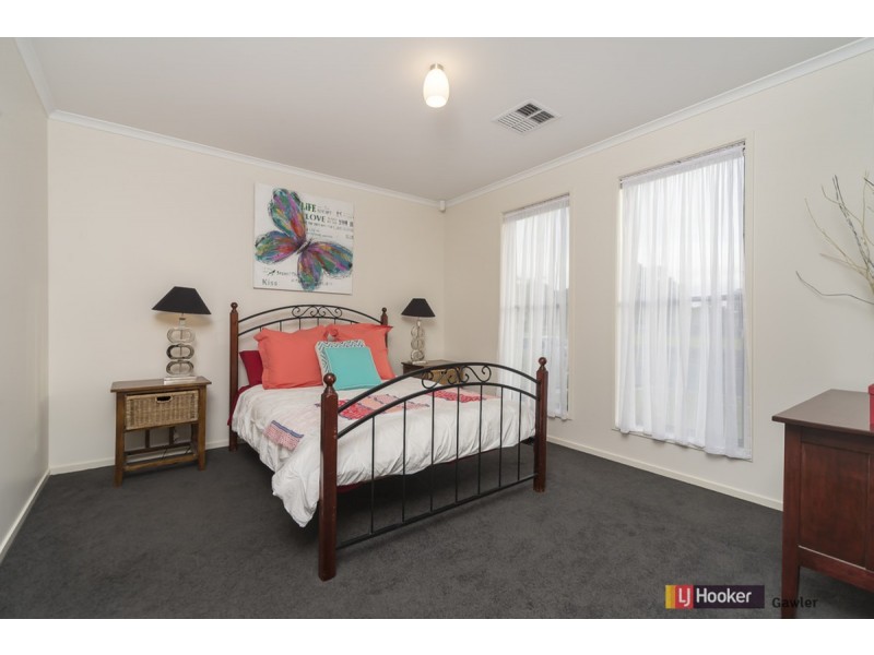 6 Paulmark Road, Angle Vale SA 5117