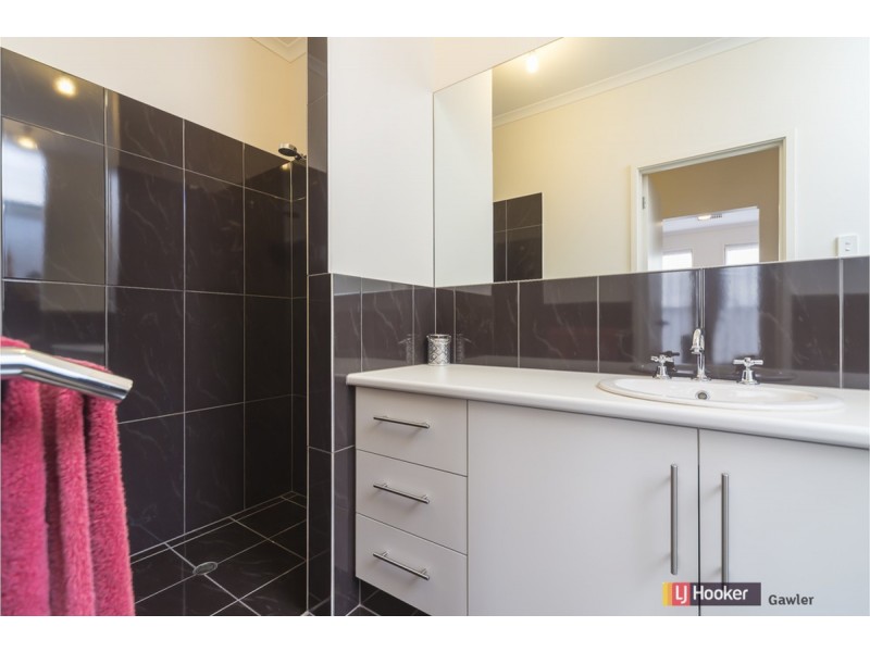 6 Paulmark Road, Angle Vale SA 5117