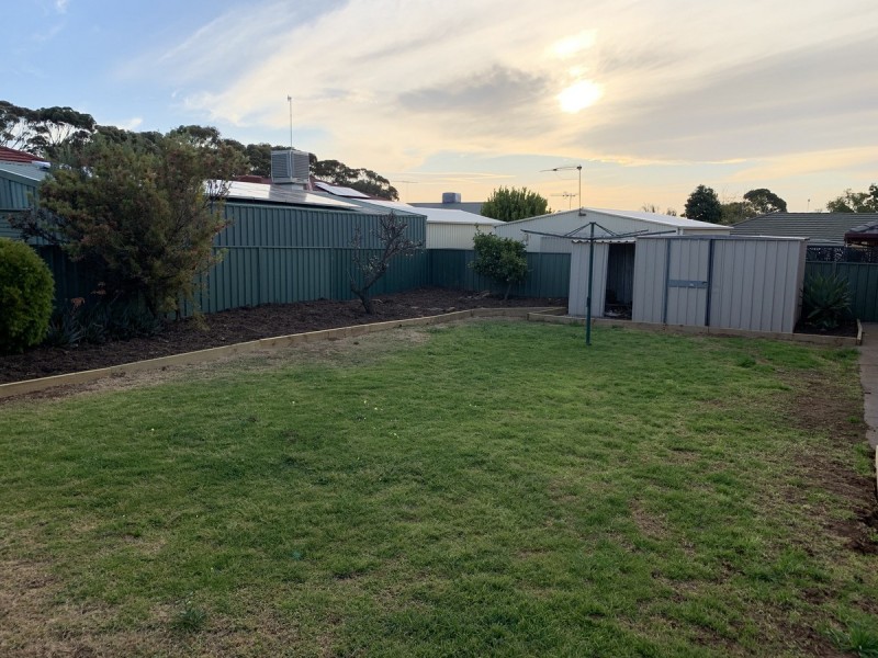 18 Houston Court, Evanston Gardens SA 5116