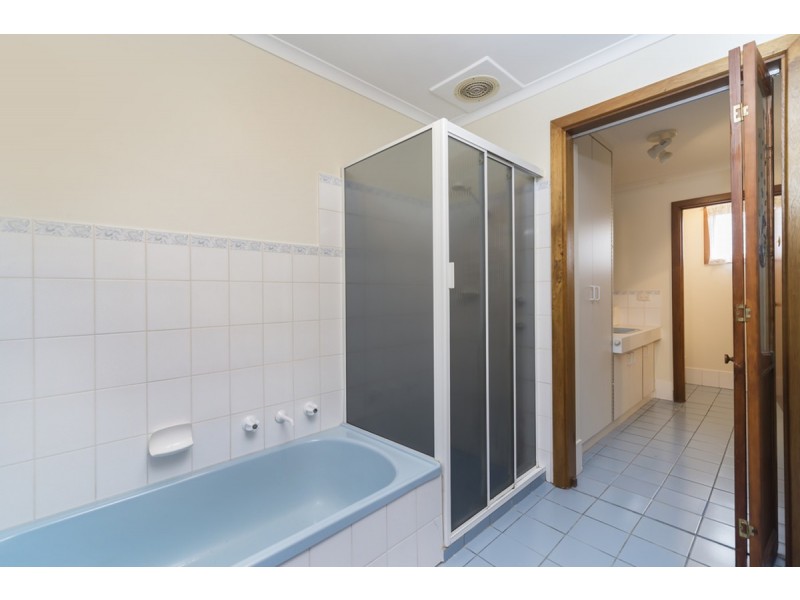 4 Deland Avenue, Gawler East SA 5118